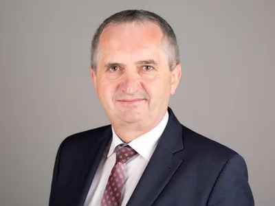 SCHMIDT, Thomas M.